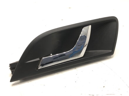 Kľučka vnútorná ľavá zadná Skoda Superb II Kombi (3T5) 2009 - 2015 3T0839247