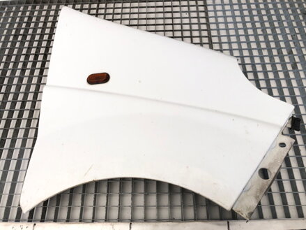 Blatník pravý predný Opel Vivaro A Autobus (X83) 2001 - 2014