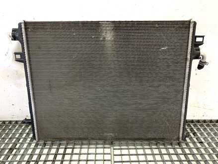 Chladič vody Volvo XC60 II (246) 2017 - 2022 P31684239