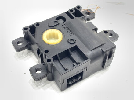 Motor radiátora kúrenia Toyota Corolla Kombi (_E21_) 2019 - 2022 AE063800-2242