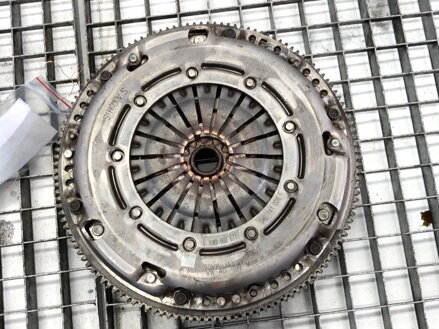 Spojka VW Golf Viii (CD1) 2019 - 2022 04E141026F