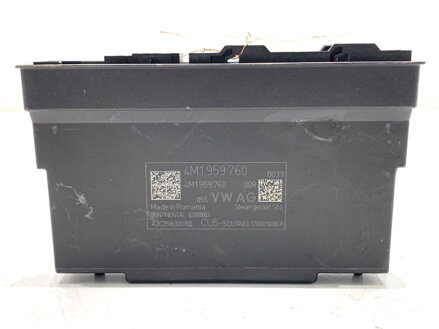 Modul sedadla Audi A5 Sportback (F5A, F5F) 2016 - 2022 4M1959760