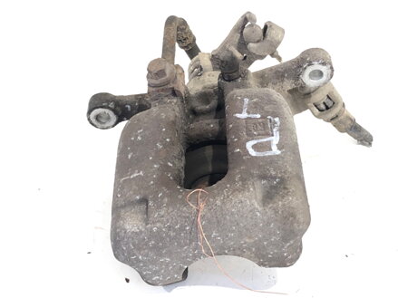 Brzdový strmeň pravý zadný Opel Astra K Sports Tourer (B16) 2015 - 2022