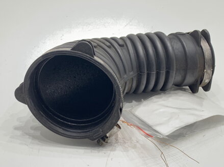 Vzduchové potrubie Opel Astra K Sports Tourer (B16) 2015 - 2022 70583949