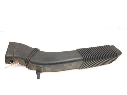 Vzduchové potrubie BMW 5 Touring (F11) 2009 - 2017 7811597