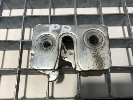 Zámok dverí pravý predný DAF XF 106 2013-2022