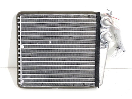 Radiátor kúrenia Audi A3 (8P1) 2003 - 2013 1K0819031