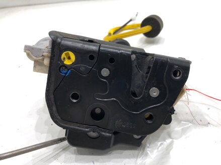 Zámok dverí ľavý zadný Audi A6 C6 Avant (4F5) 2004 - 2011 4F0839015