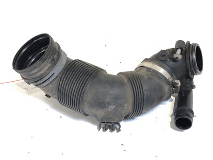 Vzduchové potrubie Skoda Octavia III Combi (5E5, 5E6) 2012 - 2022 5Q0129635