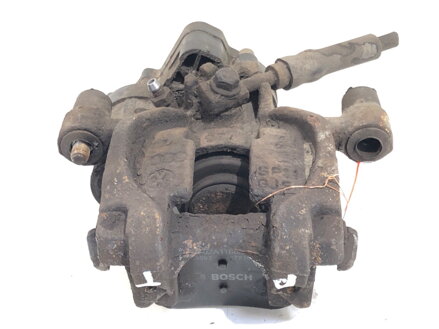 Brzdový strmeň pravý zadný VW Golf VII Variant (BA5, BV5) 2013 - 2022 5Q0615406CK