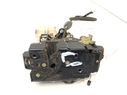 Zámok dverí pravý predný VW Caddy III (2KA, 2KH, 2CA, 2CH) 2004 - 2015 3B1837016