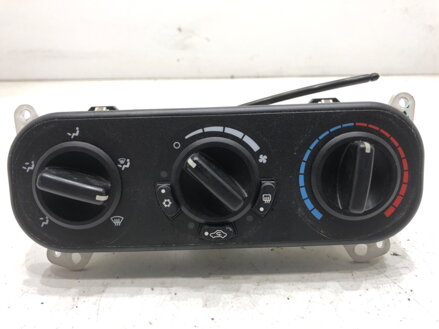 Panel ovládania ventilácie Dodge Caliber 2006 - 2022 P05058307AE
