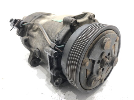 Kompresor klimatizácie VW Golf IV (1J1) 1997 - 2008 1J0820803F