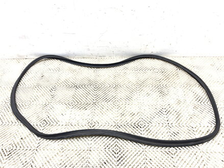 Tesnenie veka batožinového priestoru kufra Audi Q5 (FYB, FYG) 2016 - 2022