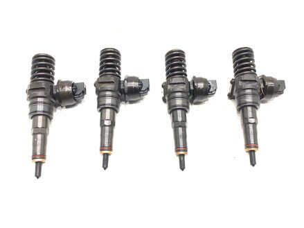 Vstrekovače sada Audi A3 (8L1) 1996 - 2006 038130073BN