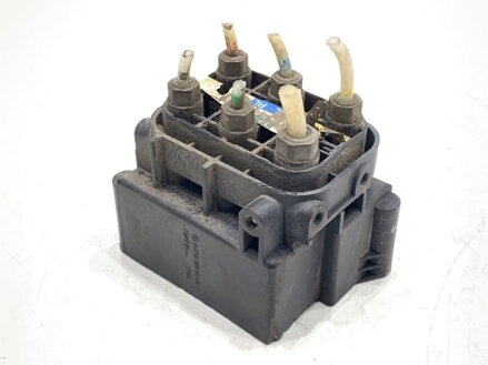 Rozdeľovač zavesenia Mercedes-benz Class E (W212) 2009 - 2016 A2123200358