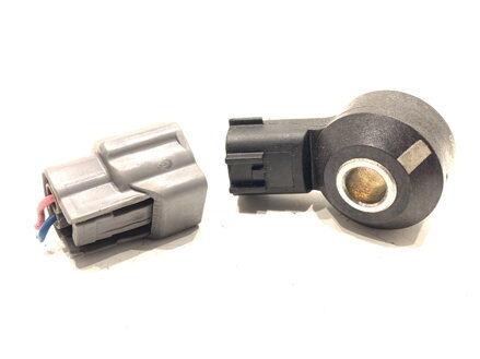 Snímač spaľovania klepania Mazda 2 (DL, DJ) 2014 - 2022 P31E 18921