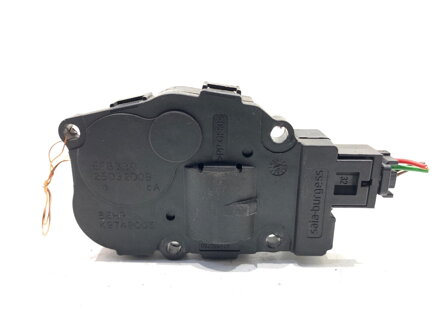 Motor radiátora kúrenia Mercedes-benz Class S (W221) 2005 - 2013 EFB330