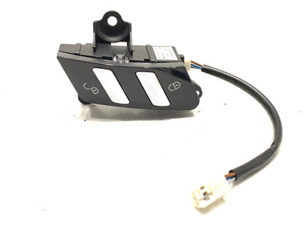 Prepínač centrálneho zámku Mercedes-benz Class S (W221) 2005 - 2013 A2218213151