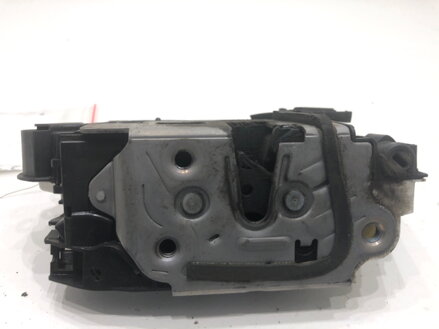 Zámok dverí pravý predný Seat Leon ST (5F8) 2012 - 2022 5K1837016H