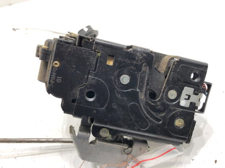 Zámok dverí ľavý predný Audi A4 B6 Avant (8E5) 2000 - 2005 4B1837015G