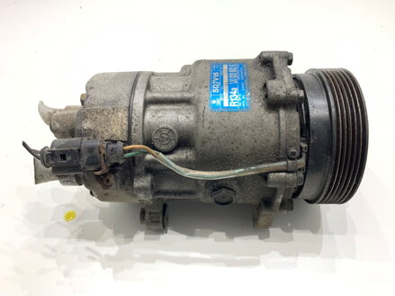 Kompresor klimatizácie VW Golf IV (1J1) 1997 - 2008 1J0820803K