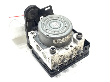 Čerpadlo VW Golf VII (5G1, BQ1, BE1, BE2) 2012 - 2022 5Q0614517AA