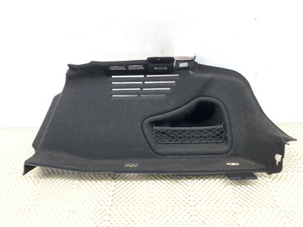 Tapacír kufra pravý Audi A5 (F53, F5P) 2016 - 2022 8W6863880