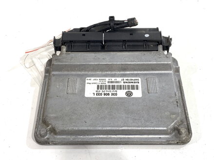 Riadiaca jednotka motora VW Polo (9N_, 9A_) 2001 - 2014 03E906033L