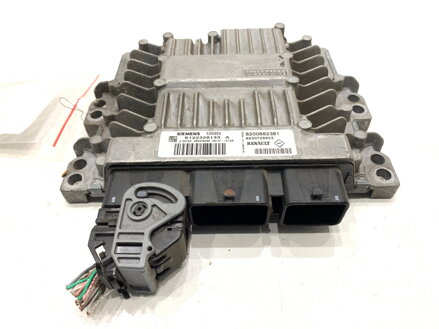 Riadiaca jednotka motora Renault Laguna III Grandtour (KT0/1) 2007 - 2015 8200882381