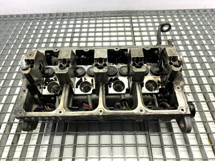 Hlava valcov VW Golf V (1K1) 2003 - 2010 038103373R