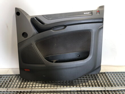 Tapacír dverí pravý predný DAF XF 2012 - 2022 1845273