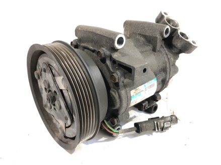 Kompresor klimatizácie Renault Clio III (BR0/1, CR0/1) 2005 - 2014 8200365787