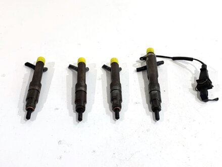 Vstrekovače sada Seat Leon (1M1) 1999 - 2006 028130202P