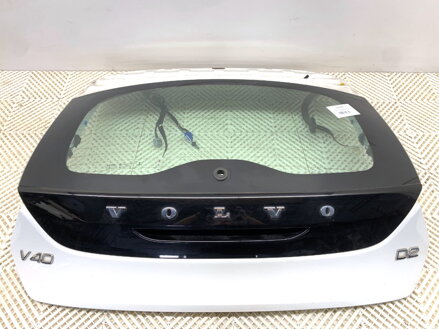 Veko batožinového priestoru kufor zadný Volvo V40 Liftback (525, 526) 2012 - 2022