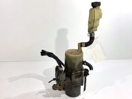 Servočerpadlo Mazda 5 (CR19) 2005 - 2010