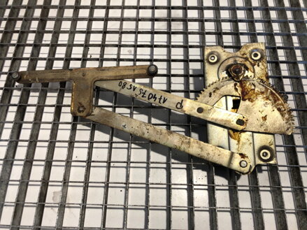 Sťahovačka okna pravá predná Jelcz 316