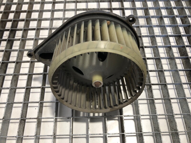 VENTILÁTOR KÚRENIA PEUGEOT BOXER AUTOBUS (244, Z_) 2001 - 2022