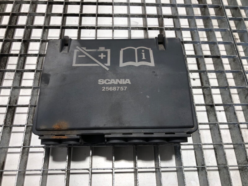 POISTKOVÁ SKRINKA SCANIA L,P,G,R,S - SERIES 2016 - 2022 2568757