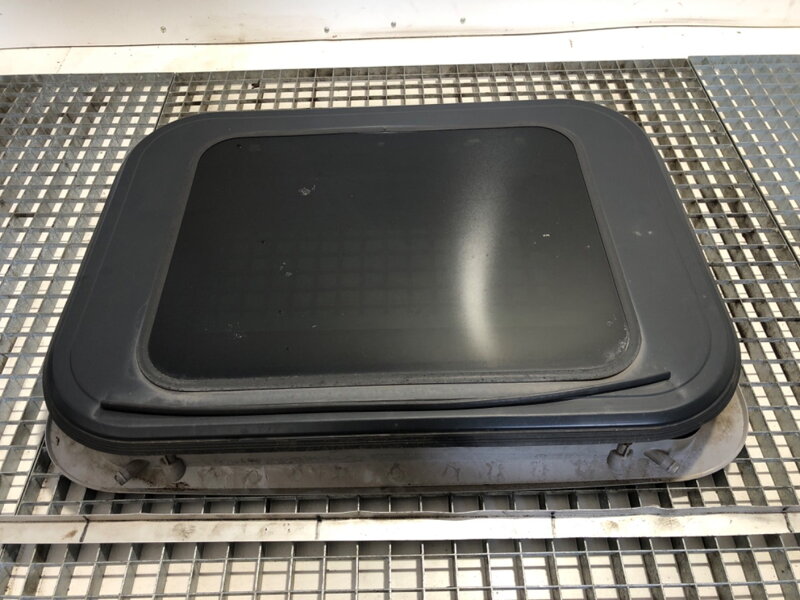 Strešné okno Volvo FH 2005 - 2022 20379286