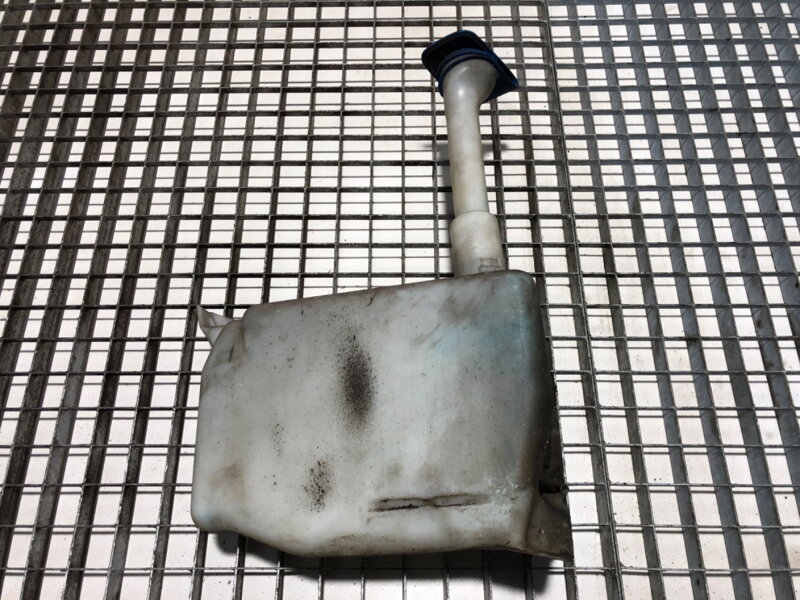 Nádržka ostrekovačov VW Transporter IV Autobus ( 70B , 70C , 7DB , 7DK , 70J , 70K , 7DC , 7 1990 - 2004 701955453B