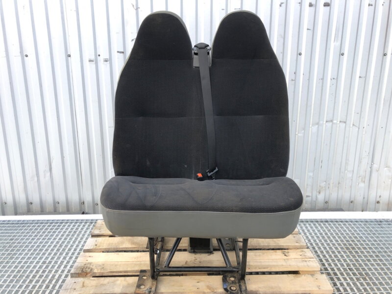 Sedadlo pravé predné Iveco Daily III 1997 - 2009