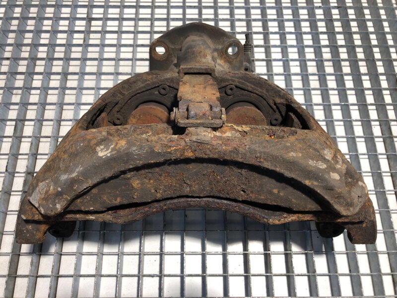 Brzdový strmeň ľavý zadný Scania P , G , R , T - Series 2003 - 2022 1744249 Z012009