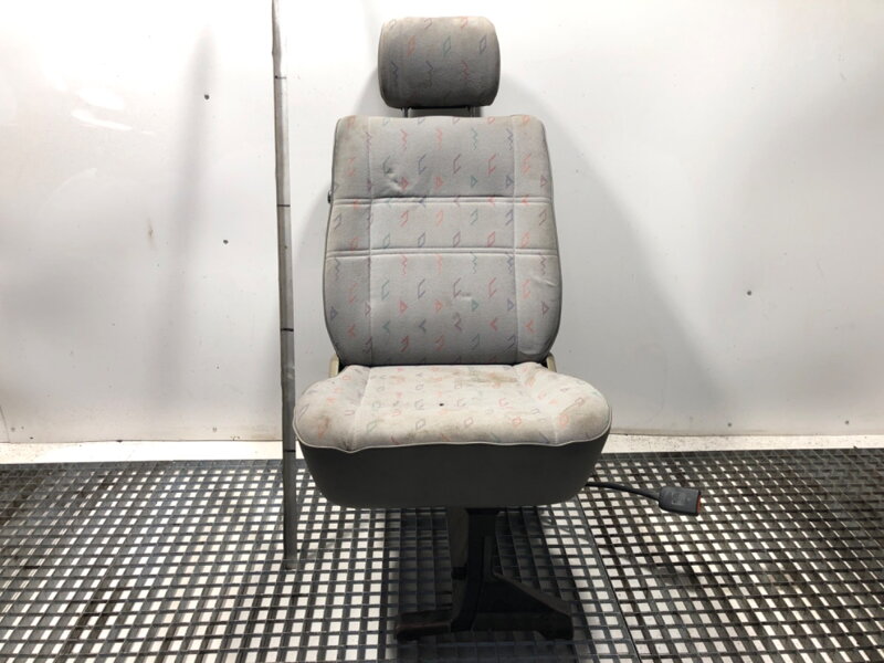 Sedadlo zadné VW Transporter IV Autobus ( 70B , 70C , 7DB , 7DK , 70J , 70K , 7DC , 7 1990 - 2004