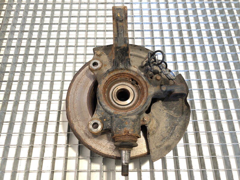 Otoč pravá predná Renault Master III (FV) 2010 - 2022