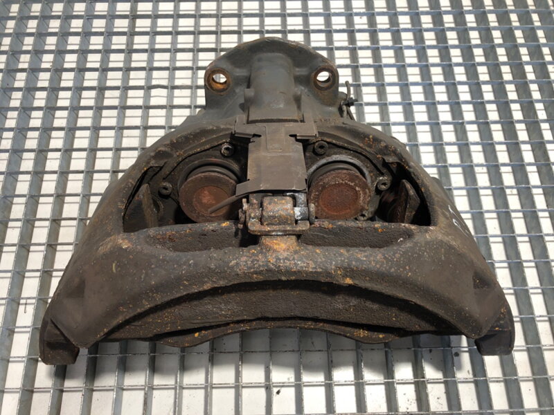 Brzdový strmeň pravý zadný DAF XF 2012 - 2022 Z012009