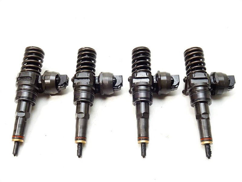VSTREKOVAČE AUDI A4 B6 AVANT (8E5) 2000 - 2005 0414720037