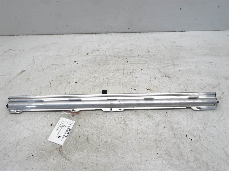 ROLETA DVERE ZADNÉ PRAVÉ BMW X5 (F15, F85) 2013 - 2018