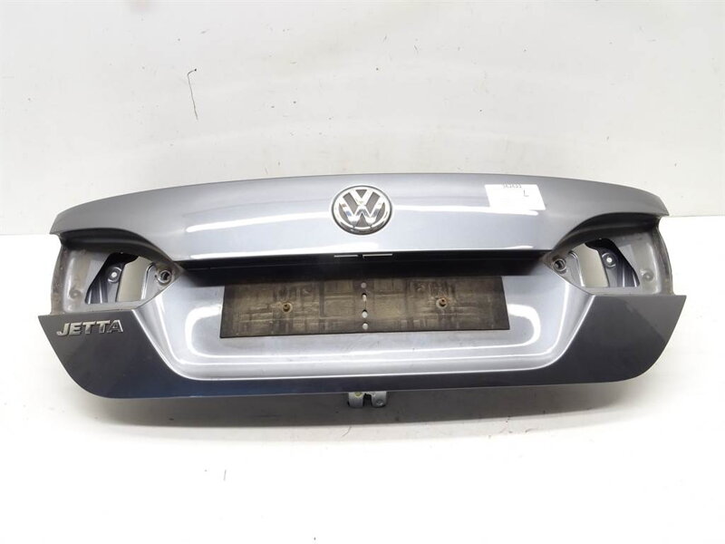 ZADNÁ VEKO BATOŽINOVÉHO PRIESTORU KUFOR VW JETTA III (1K2) 2004 - 2013