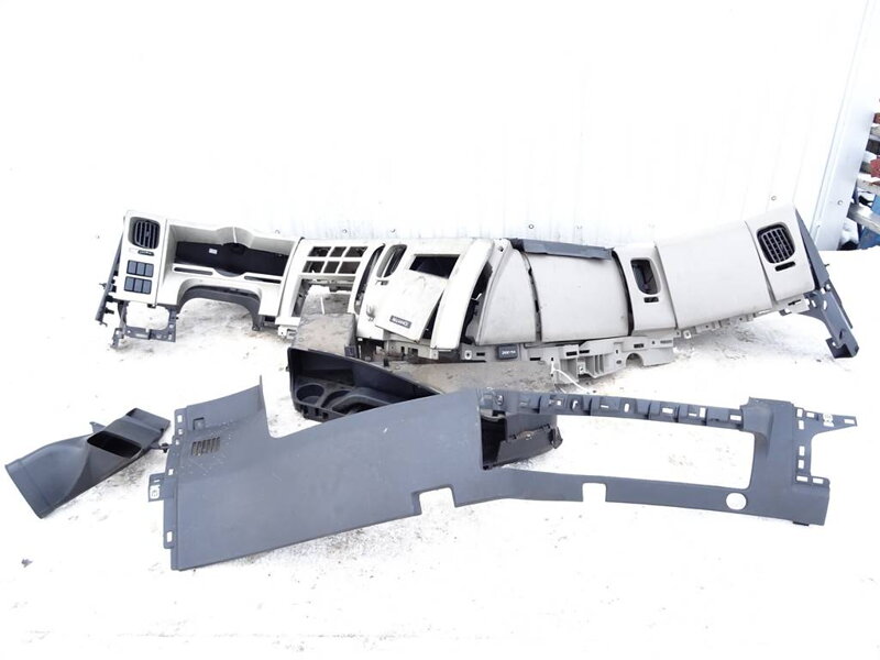 PALUBNÁ DOSKA / KOKPIT PRÍSTROJOVÁ DOSKA ROZVÁDZACIA RENAULT TRUCKS PREMIUM 2 2005 - 2022